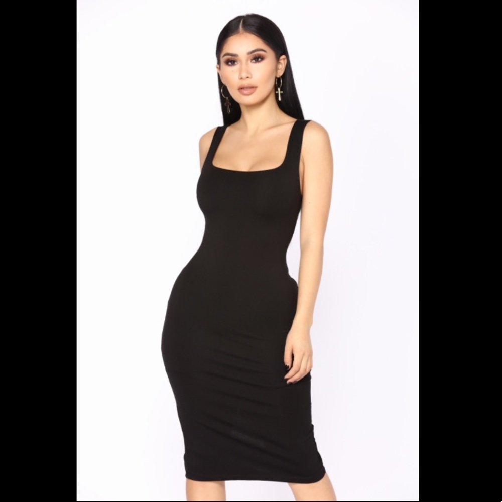 Fashion Nova basic black midi dress